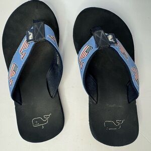 Vineyard Vines Youth Size 3 Flip Flops Sandals Patriotic Whale USA Flag Print